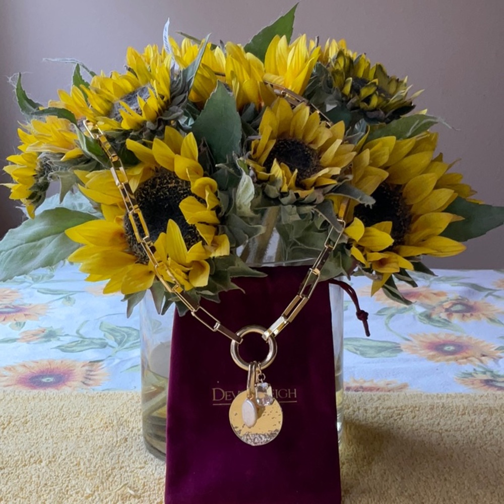 💐 DEVON LEIGH NECKLACE 💐